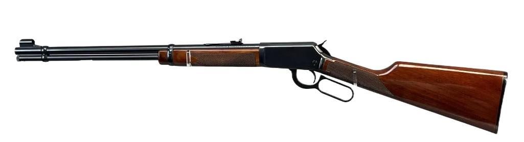 Winchester Model 9422 XTR .22 S.L.LR cal. Lever Action Rifle with Original Box: Serial Number F452539, New with Original Box, Some minor storage scuffs