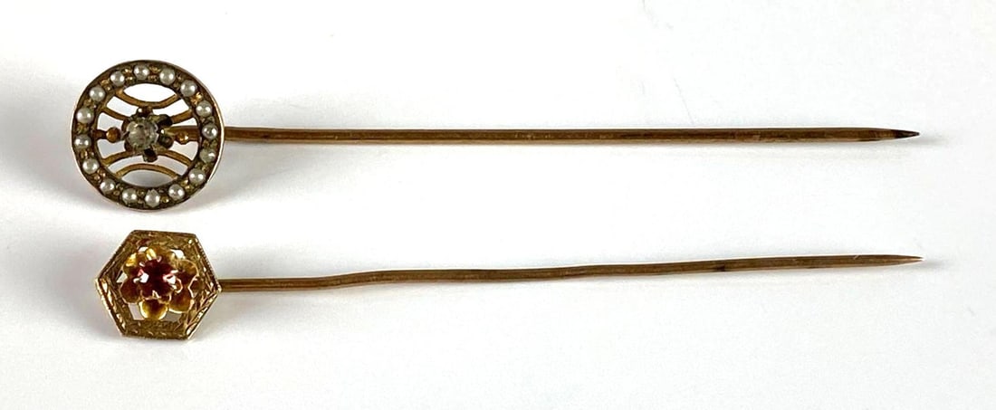 Group of 2 10K Gold Stick Pins (1 of 4)