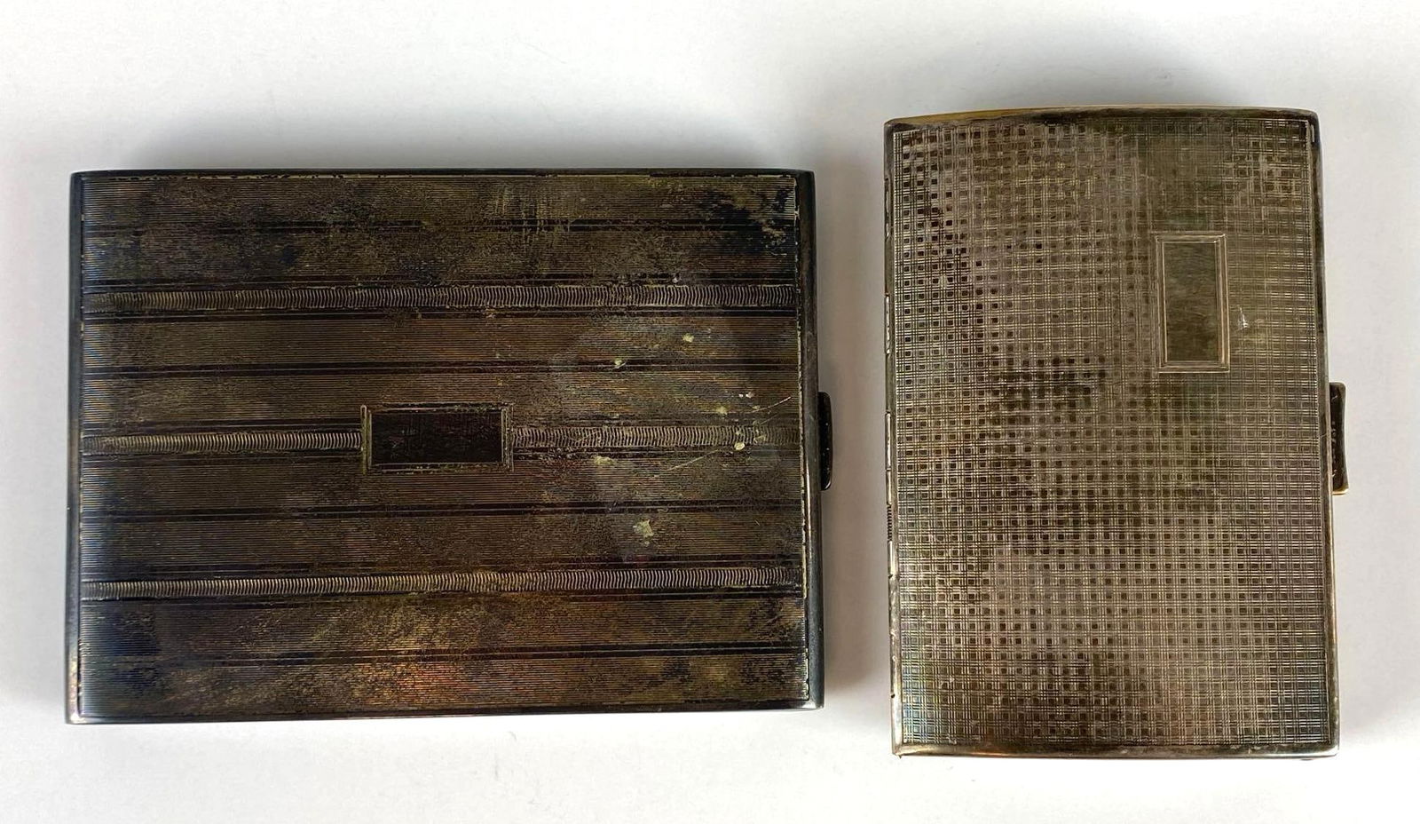 Group of 2 Vintage Cigarette Cases (1 of 5)