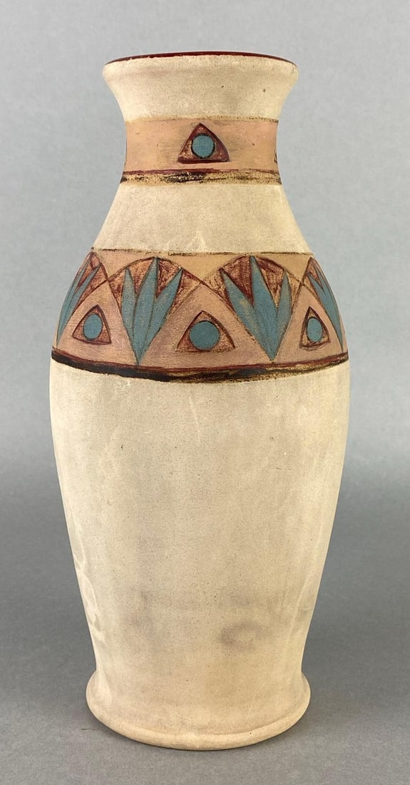 Native American Southwestern Tri-Colored Pottery Vase (1 of 7)
