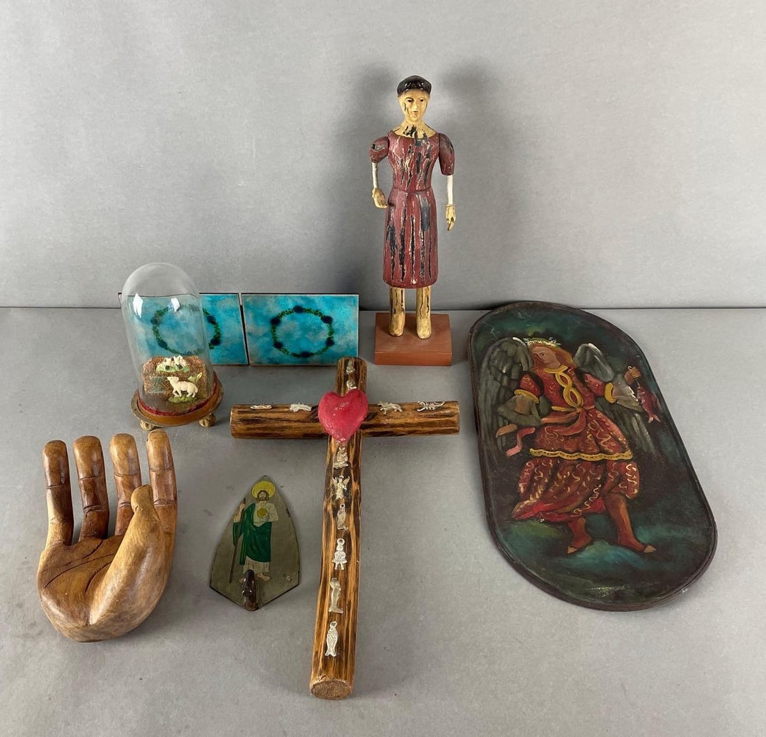 Group of 7 Assorted Religious Decor and More (1 of 3)