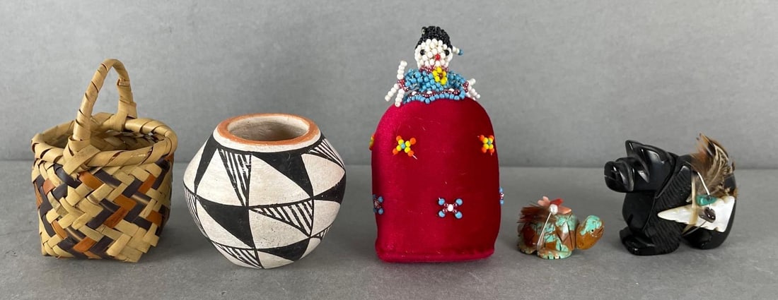 Group of 5 Native American Miniatures (1 of 4)