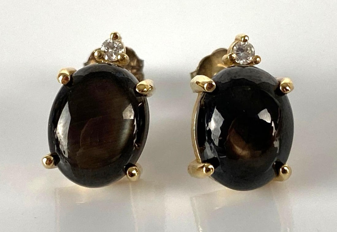 Pair of 14K Gold Star Sapphire and Diamond Stud Earrings (1 of 4)