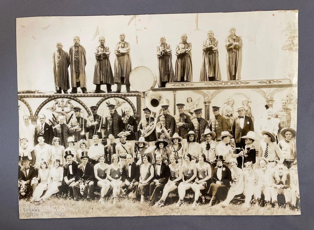 1930 Sparks Circus Group Photograph (1 of 5)