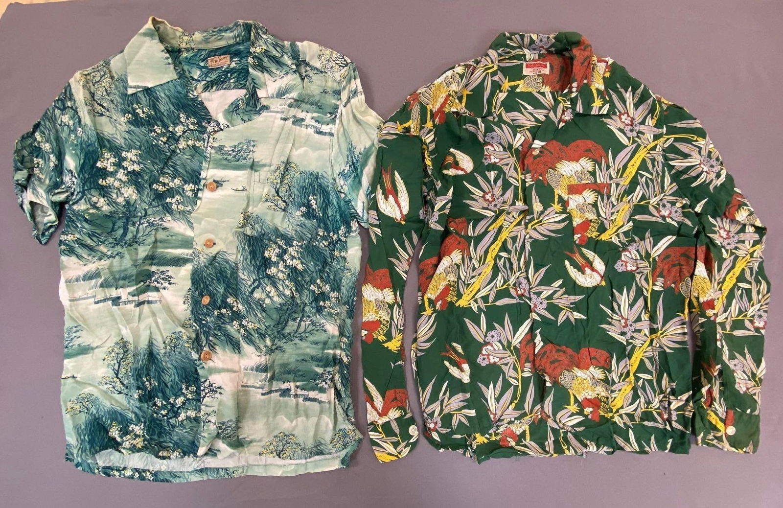 Group of 2 Vintage Mens Hawaiian Button-Up Shirts (1 of 6)