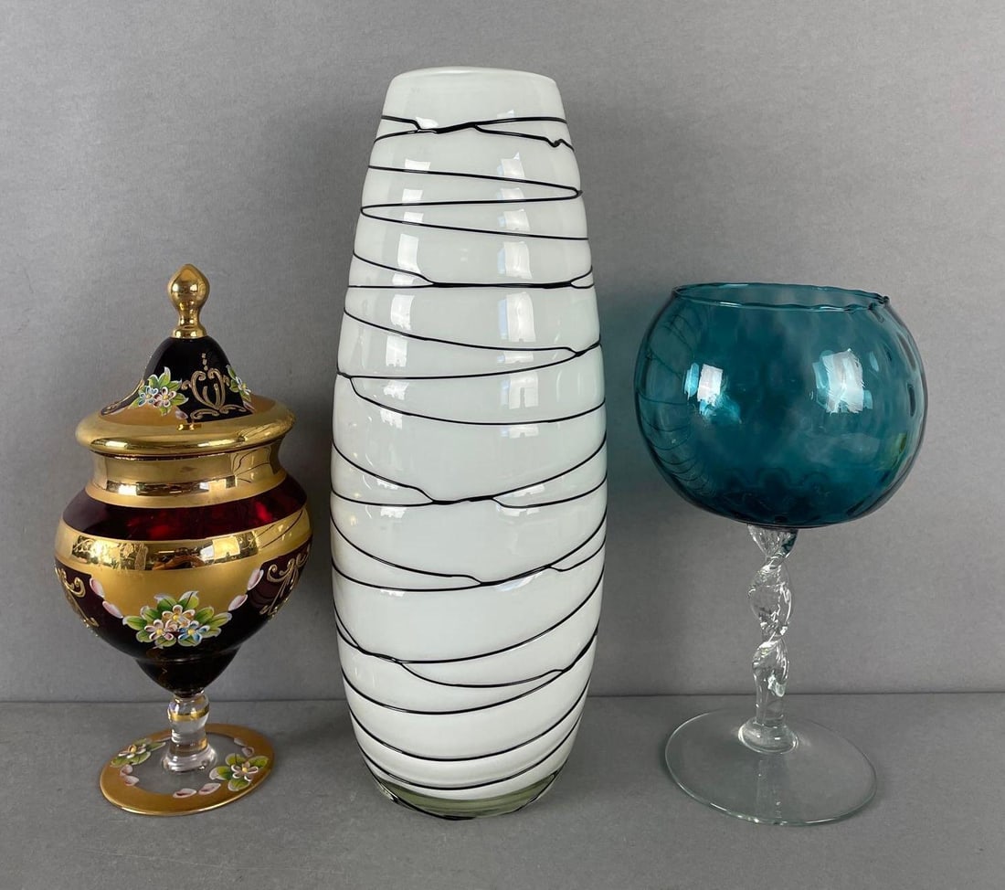 Group of 3 Art Glass Items (1 of 4)