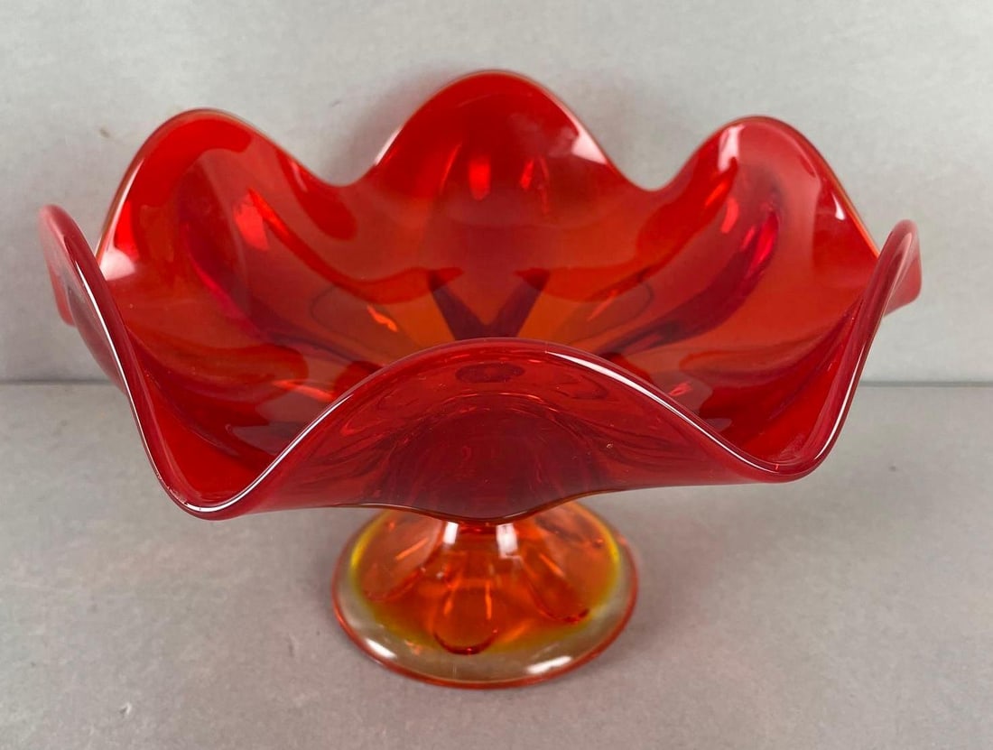 Viking Glass Amberina Persimmon Petal Dish: Measures 5 1/2 x 9 inches