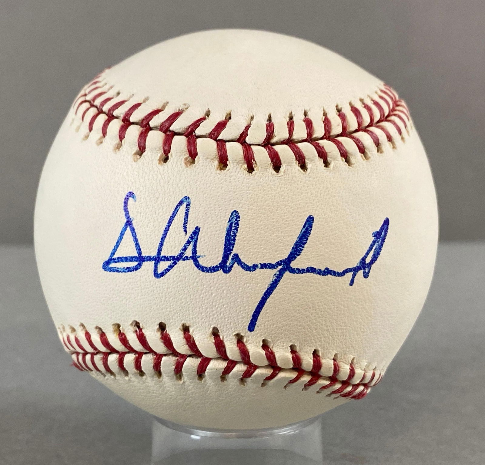 Dave Winfield Signed Official MLB Rawlings Selig Baseball: Autographed Dave Winfield, We Guarantee this to pass a 3rd party authentication, Case included