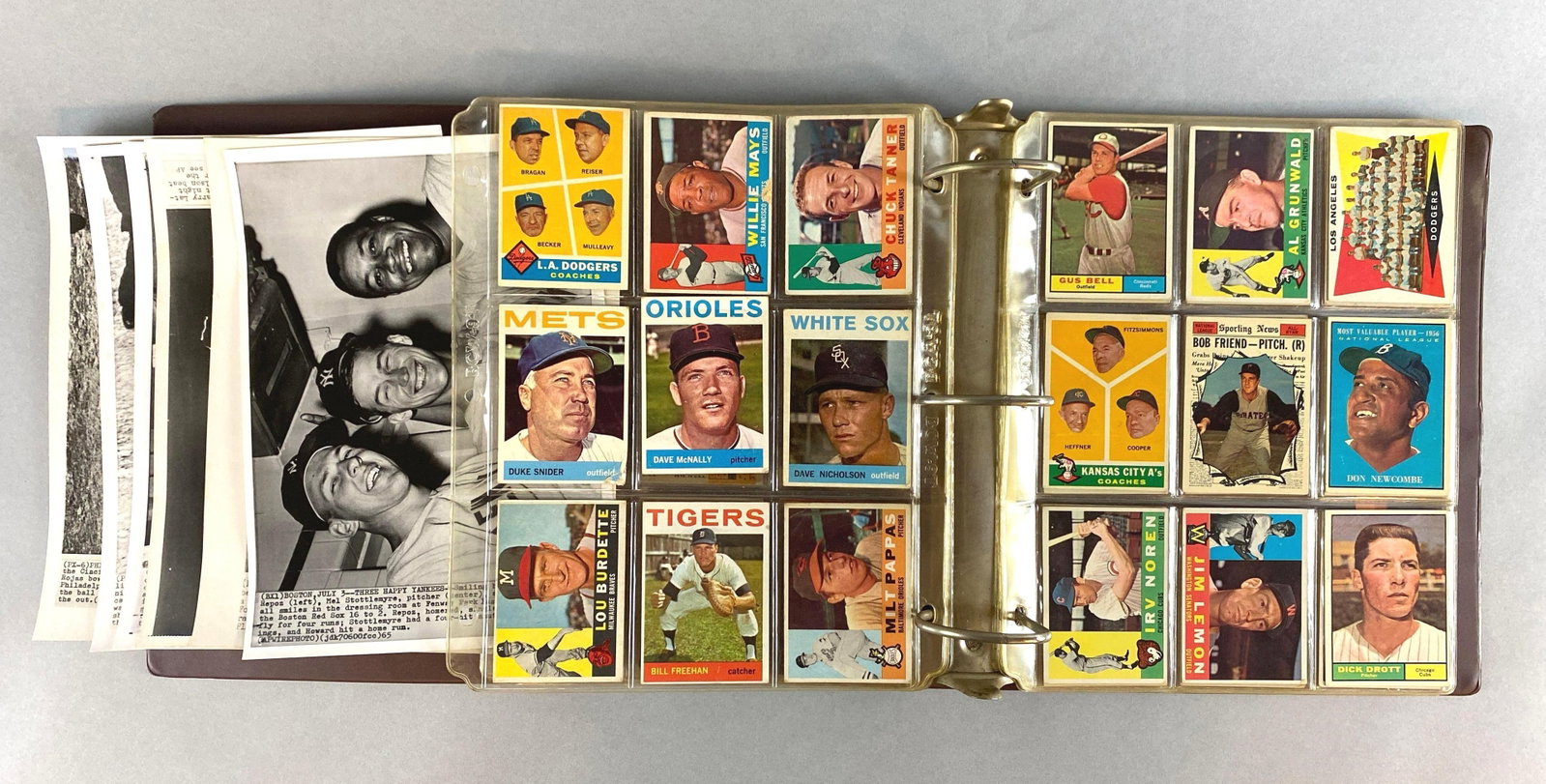 125+ 1960s Topps Baseball Cards with HOFs, Stars, and High Numbers: Conditions vary Low - Ex, 1960 Topps Willie Mays and Many Others + 6 - Wire Photos