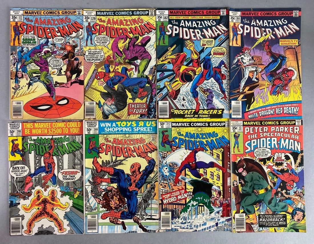 Group of 8 Marvel Spider-Man Comic Books (1 of 3)