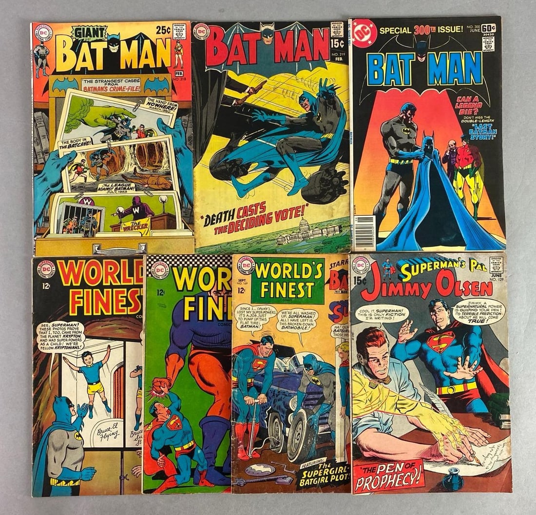Group of 7 Assorted DC Comic Books (1 of 3)