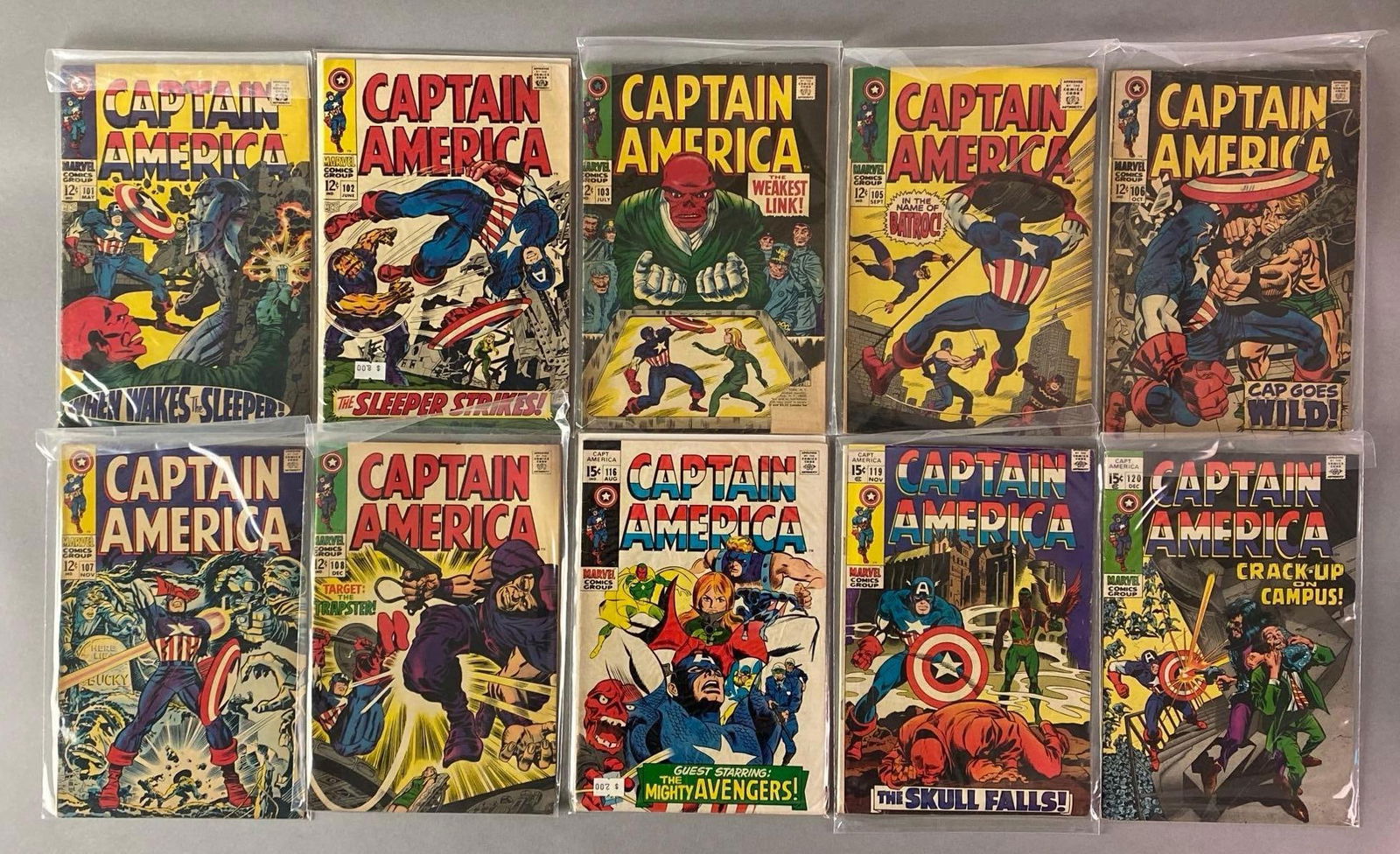 Group of 10 Marvel Captain America Comic Books (1 of 4)