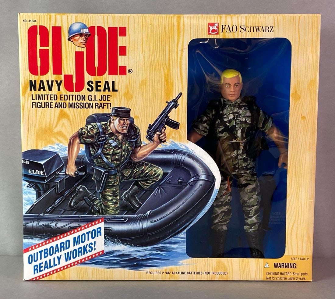 1995 Hasbro G.I. Joe Navy Seal Limited Edition Action Figure and Mission Raft (1 of 5)