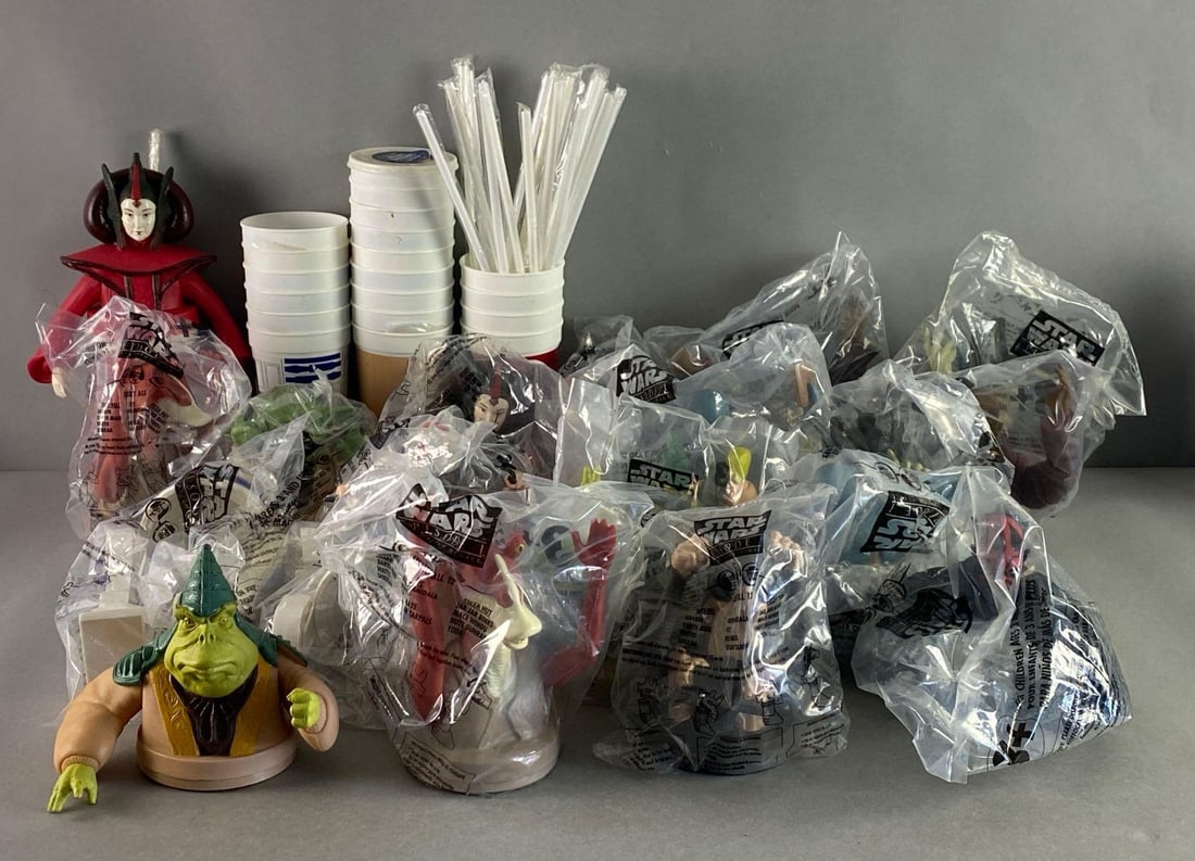 Group of 30+ Star Wars Episode One Cup Premiums (1 of 2)