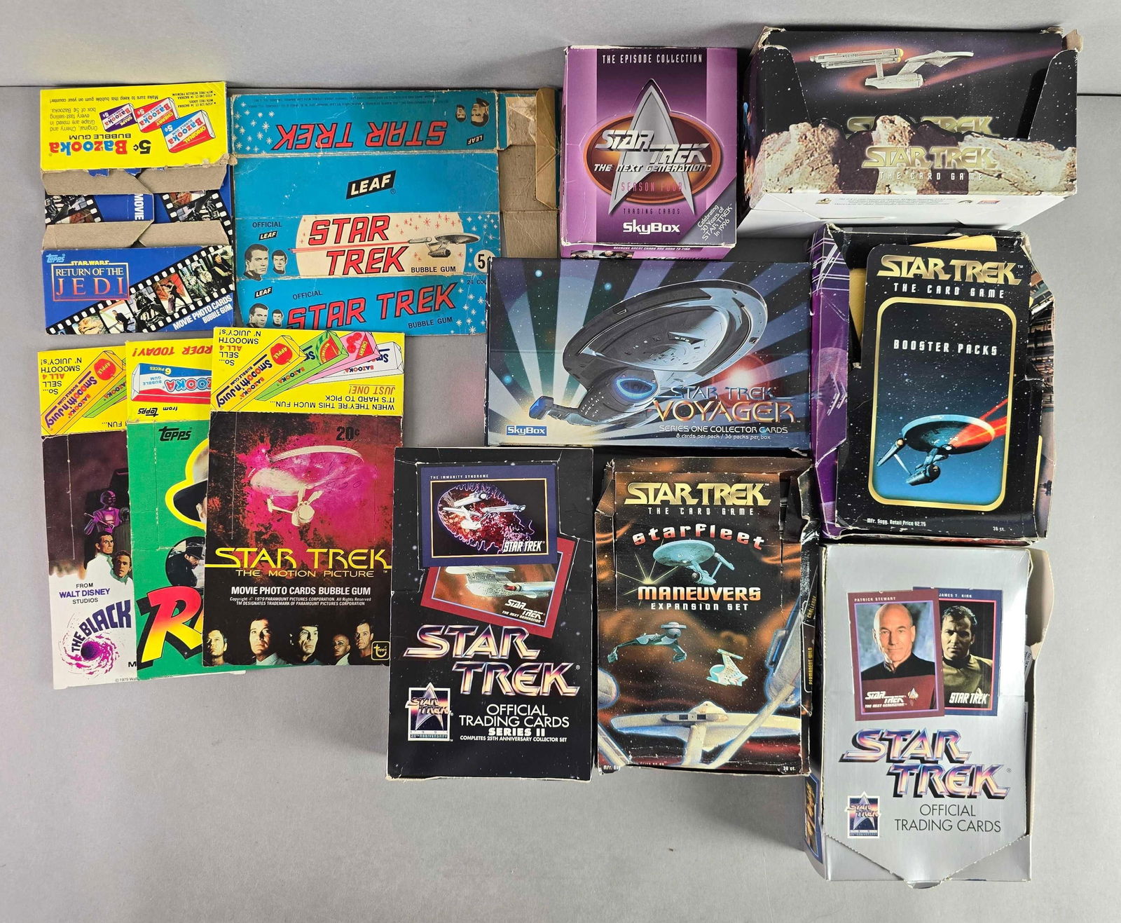 Group of 12 Star Trek Trading Cards and More (1 of 6)