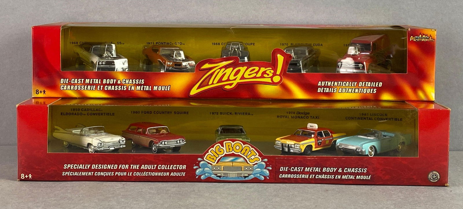 Group of 2 Playing Mantis Johnny Lightning Gift Packa (1 of 3)