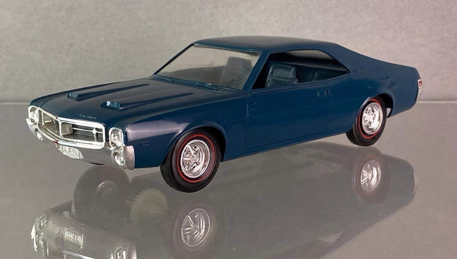 1969 AMC Javelin Turquoise Dealership Promo Car: 1/25 scale, Jo-Han Models, With friction.