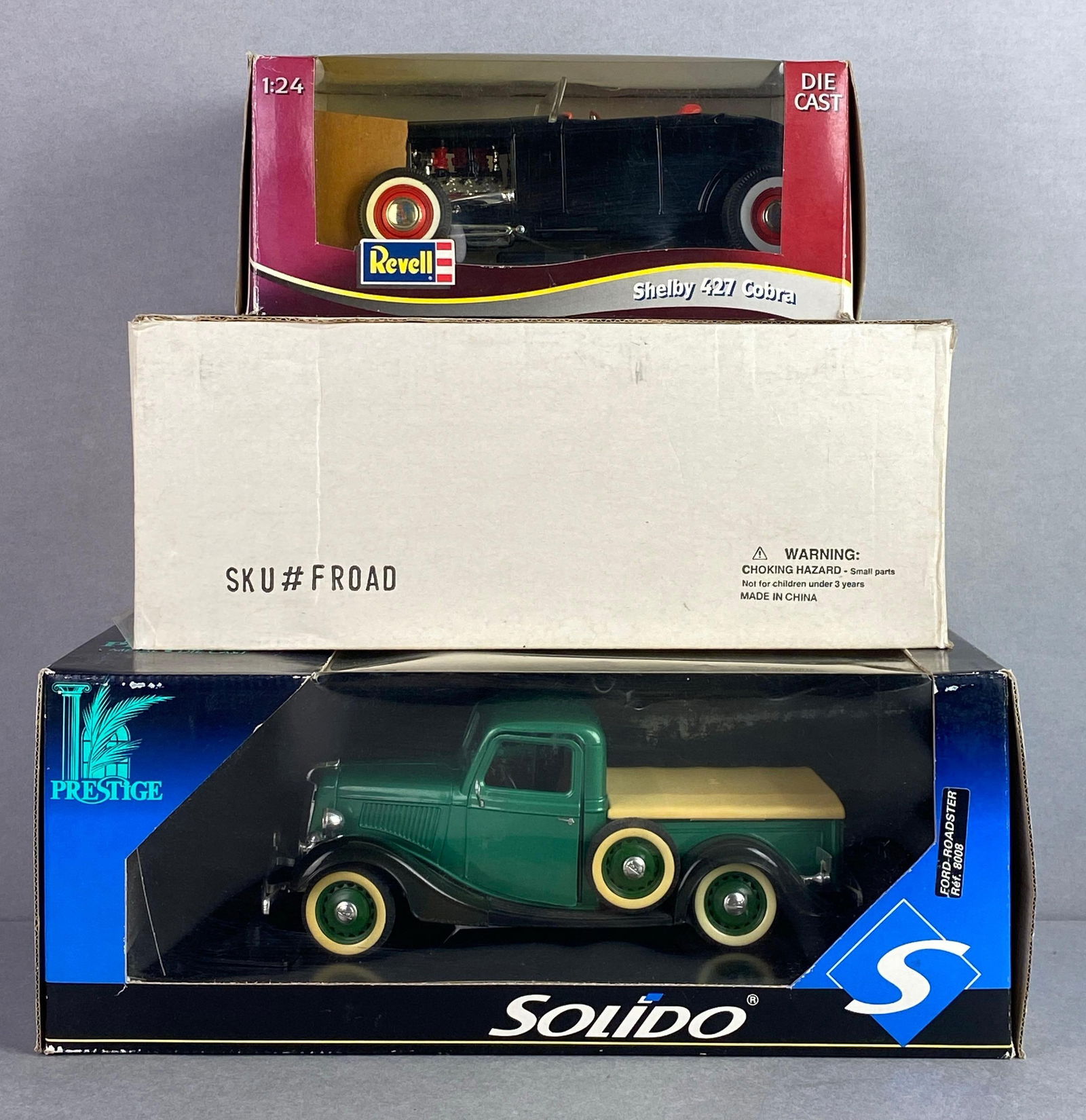 Group of 3 Classic Die-Cast Vehicle Models (1 of 4)