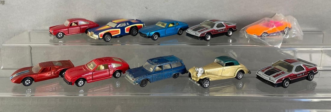 Group of 10 Matchbox and Hot Wheels Die-Cast Cars (1 of 3)