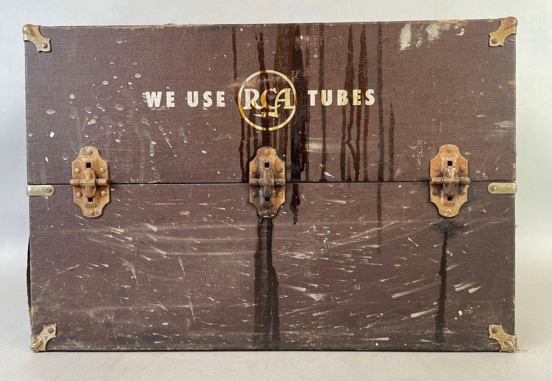 Vintage RCA Picture Tubes Salesman Case with Tubes (1 of 9)