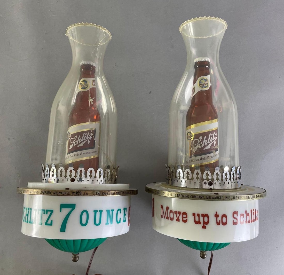 Group of 2 Schlitz Beer Light Up Advertising Wall Sconces (1 of 3)