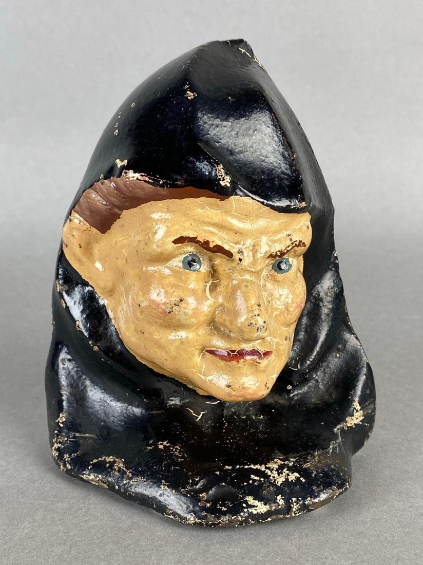 Cast Iron Painted Cloaked Woman Doorstop (1 of 7)