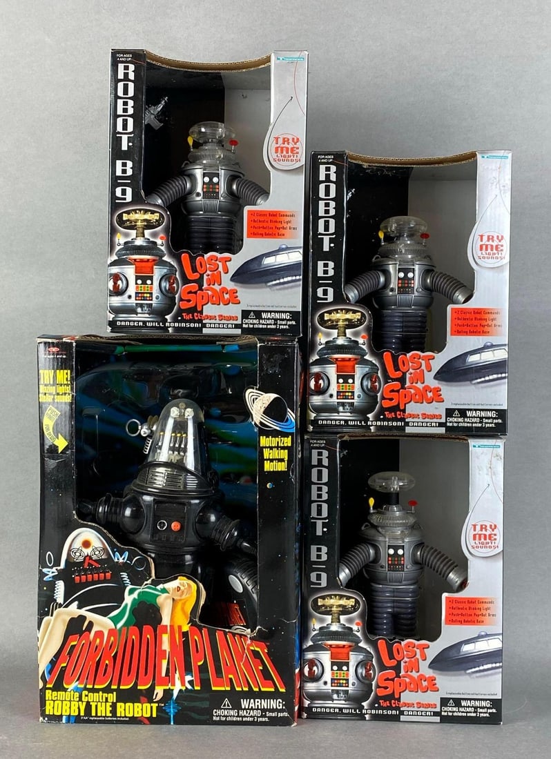 Group of 4 Trendmasters Forbidden Planet and Lost in Space Robot Figures (1 of 3)