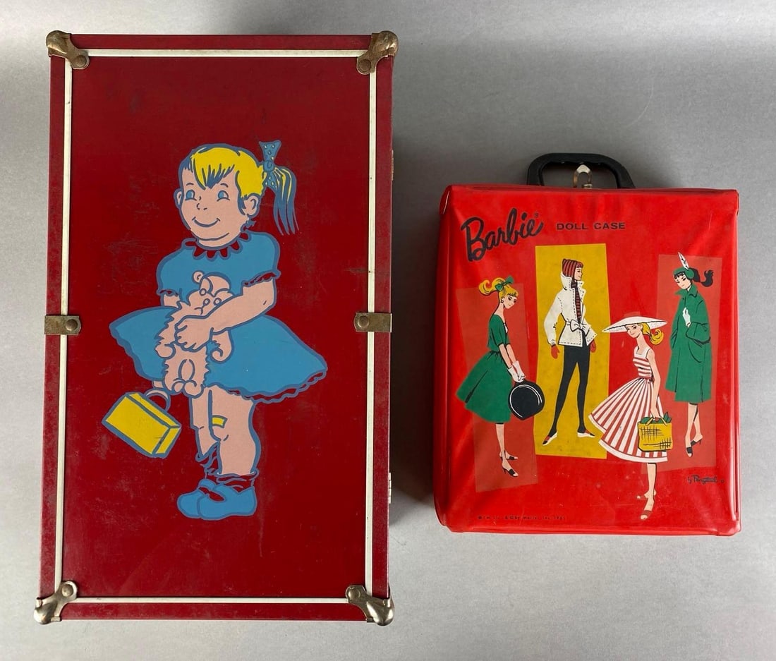 Group of Fashion Dolls, Accessories and More (1 of 4)