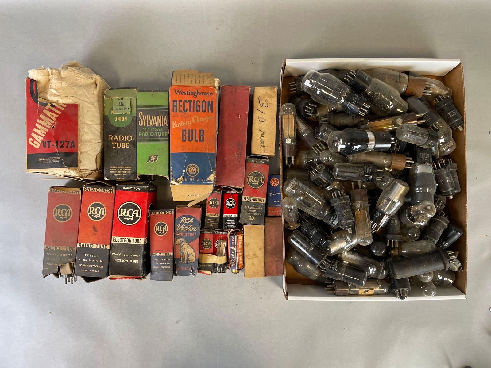 Group of Vintage Radio Electron Tubes (1 of 3)