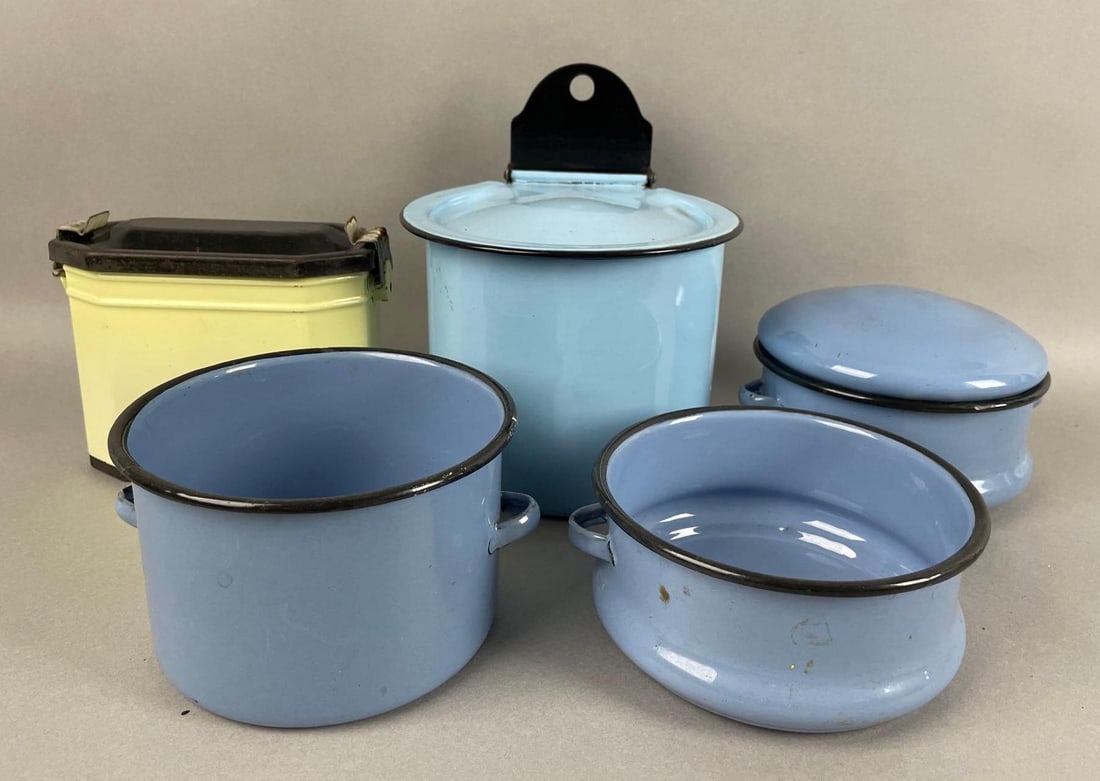 Group of Assorted Enamelware (1 of 3)