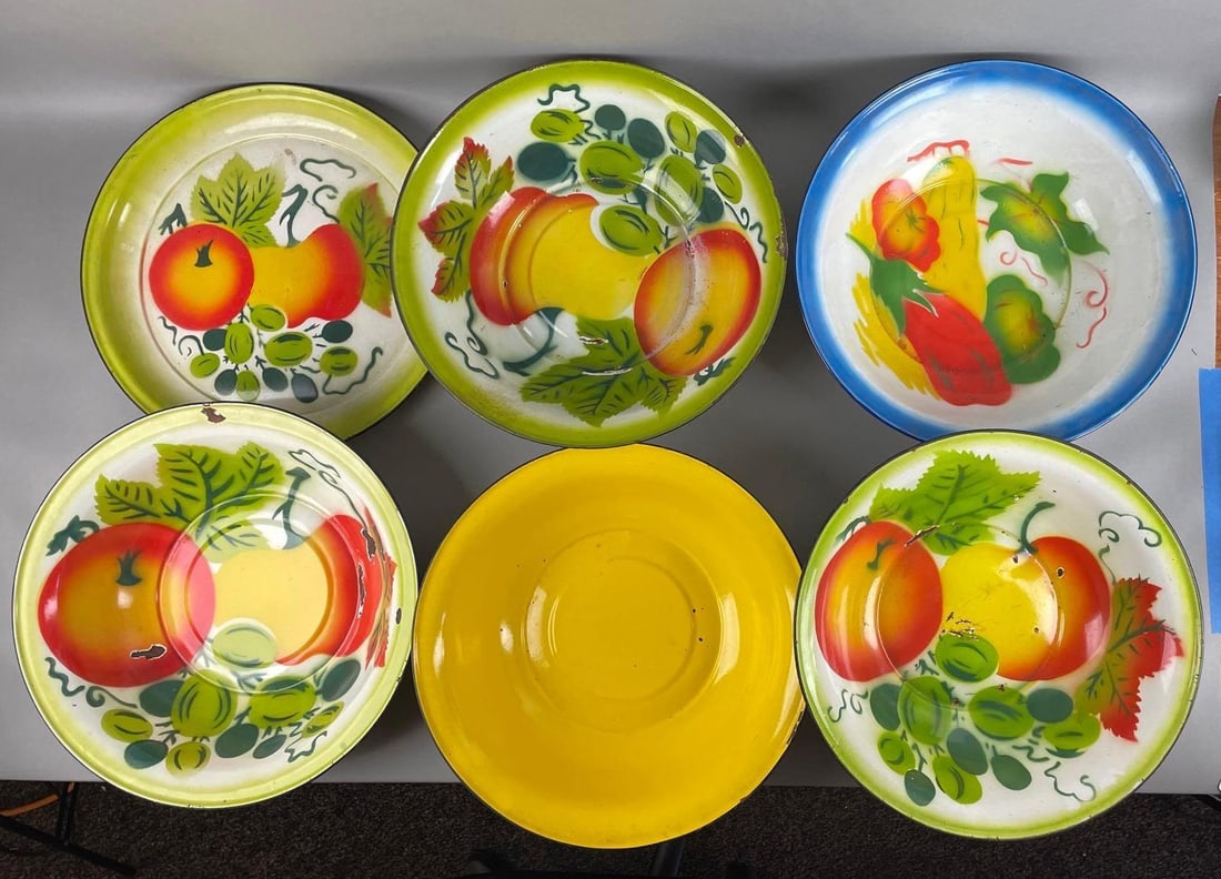 Group of Enamelware Fruit Motif Serving Dishes (1 of 2)
