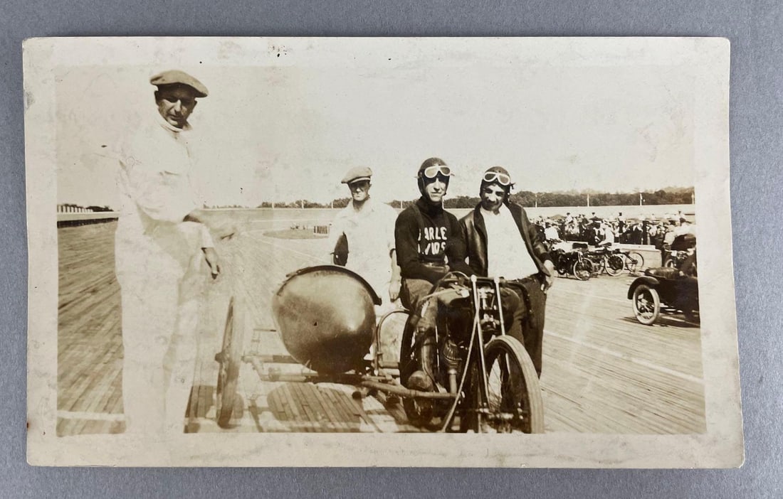 1920s Harley Davidson Motorcycle Photo (1 of 2)
