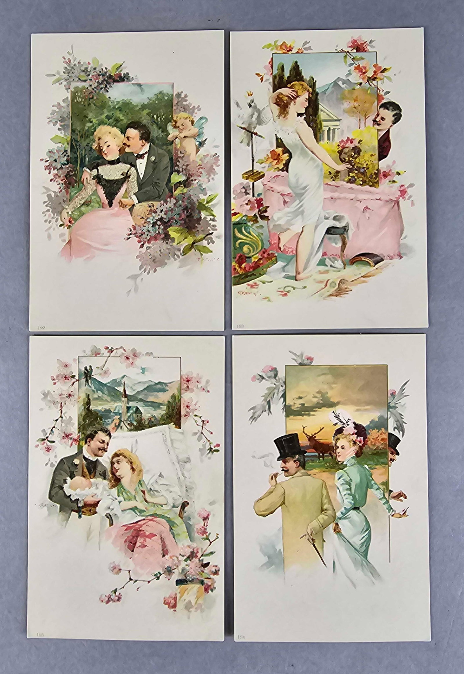 Postcards - 4 Art Nouveau: Shows couples