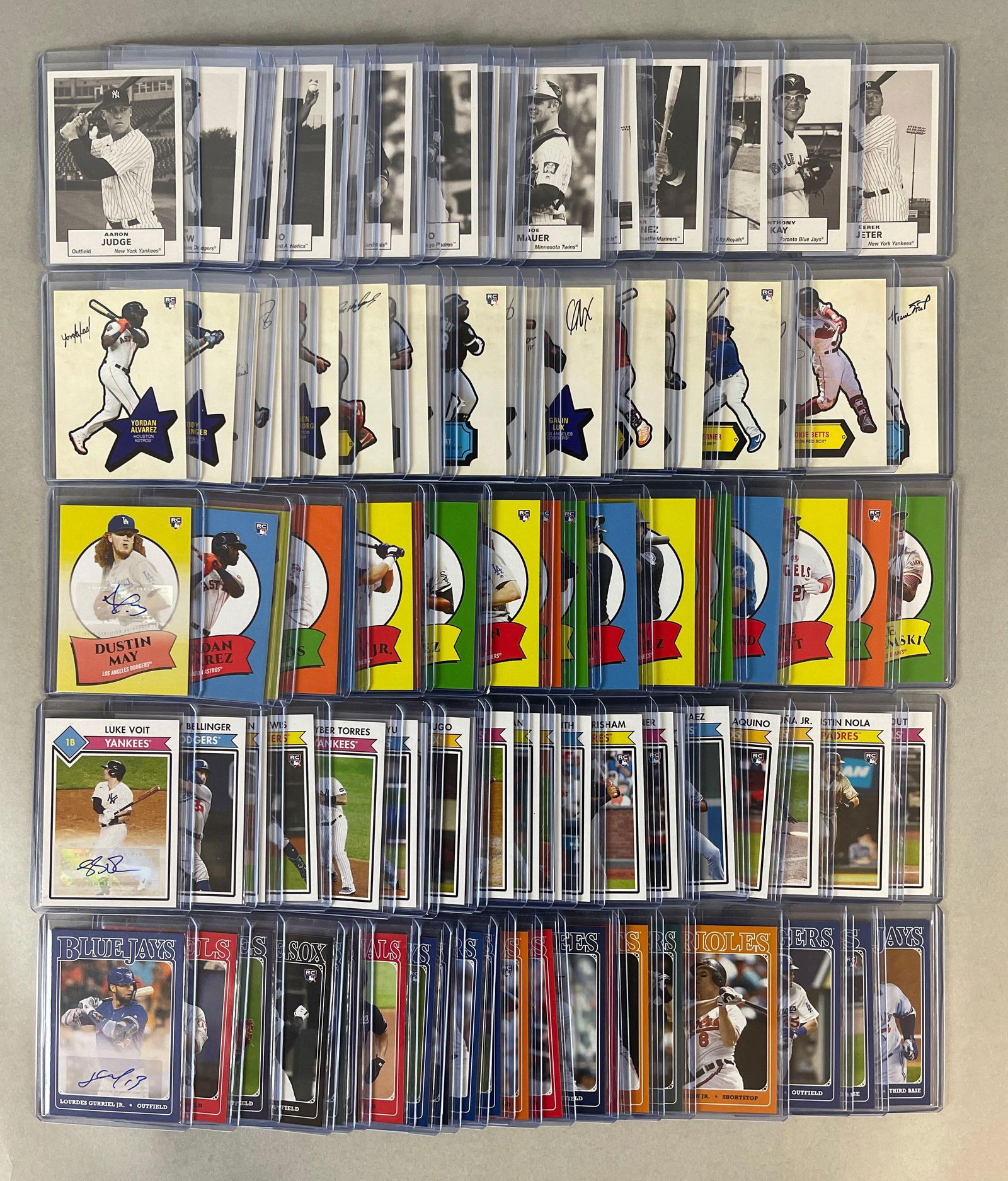 5 - 2020 - 21 Topps 582 Montgomery Club Complete Sets (1 of 17)