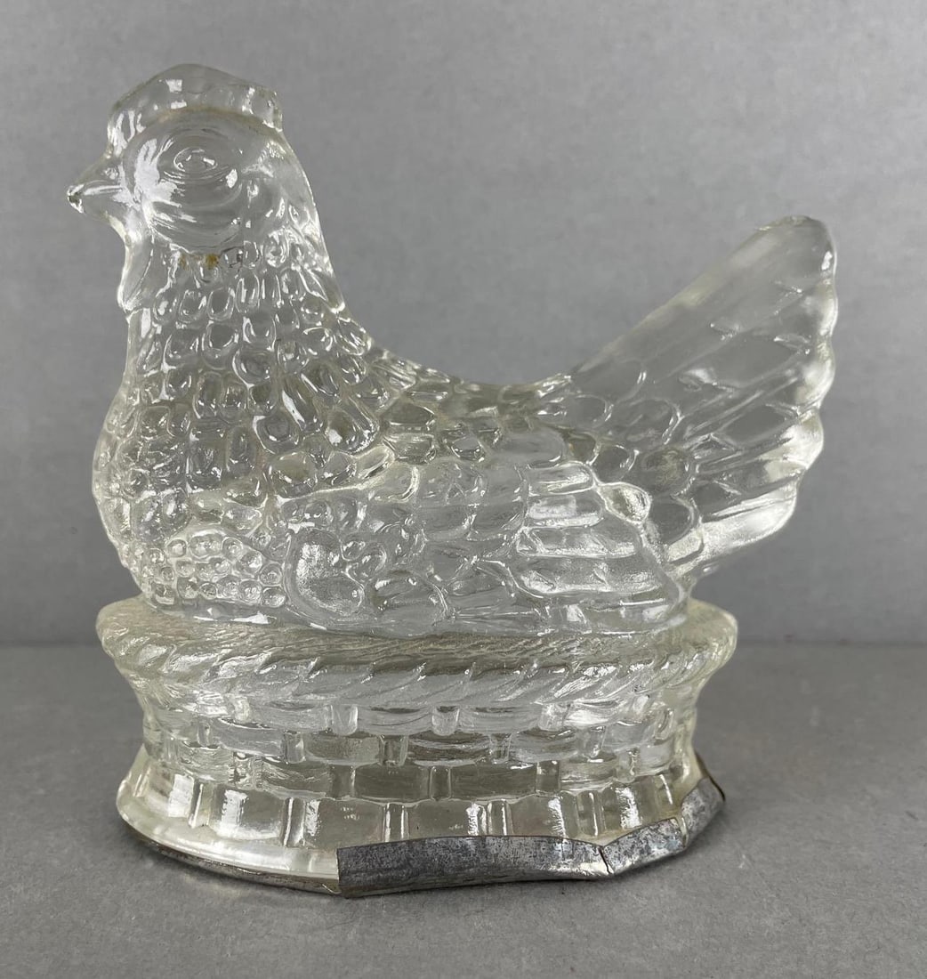 Glass Nesting Hen Candy Container (1 of 3)