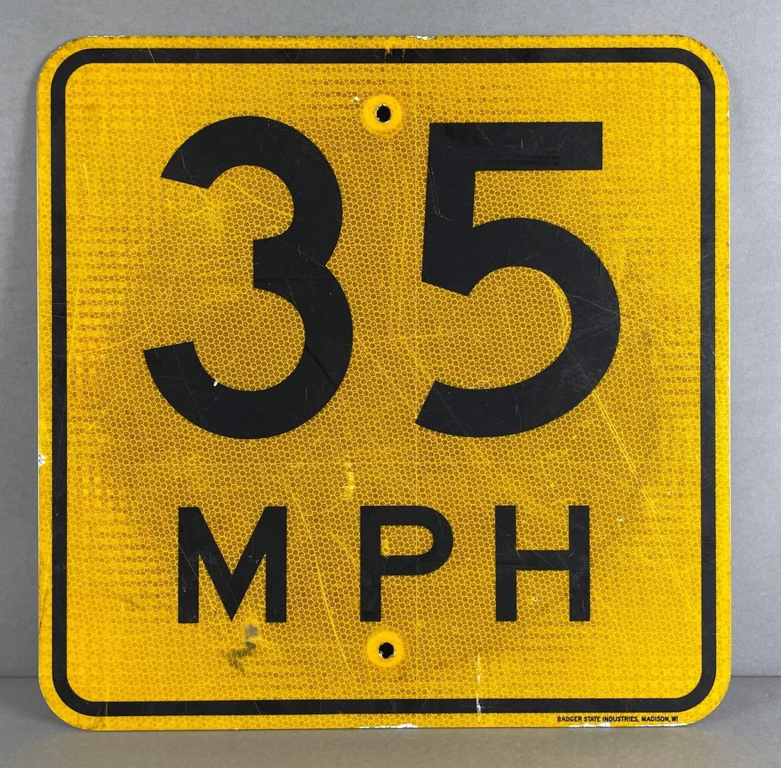 35 Mph Reflective Metal Street Sign Auction