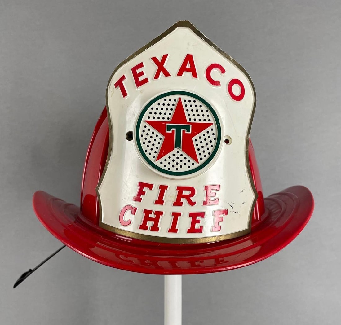 Texaco Fire Chief Gasoline Advertising Plastic Firemans Helmet (1 of 7)