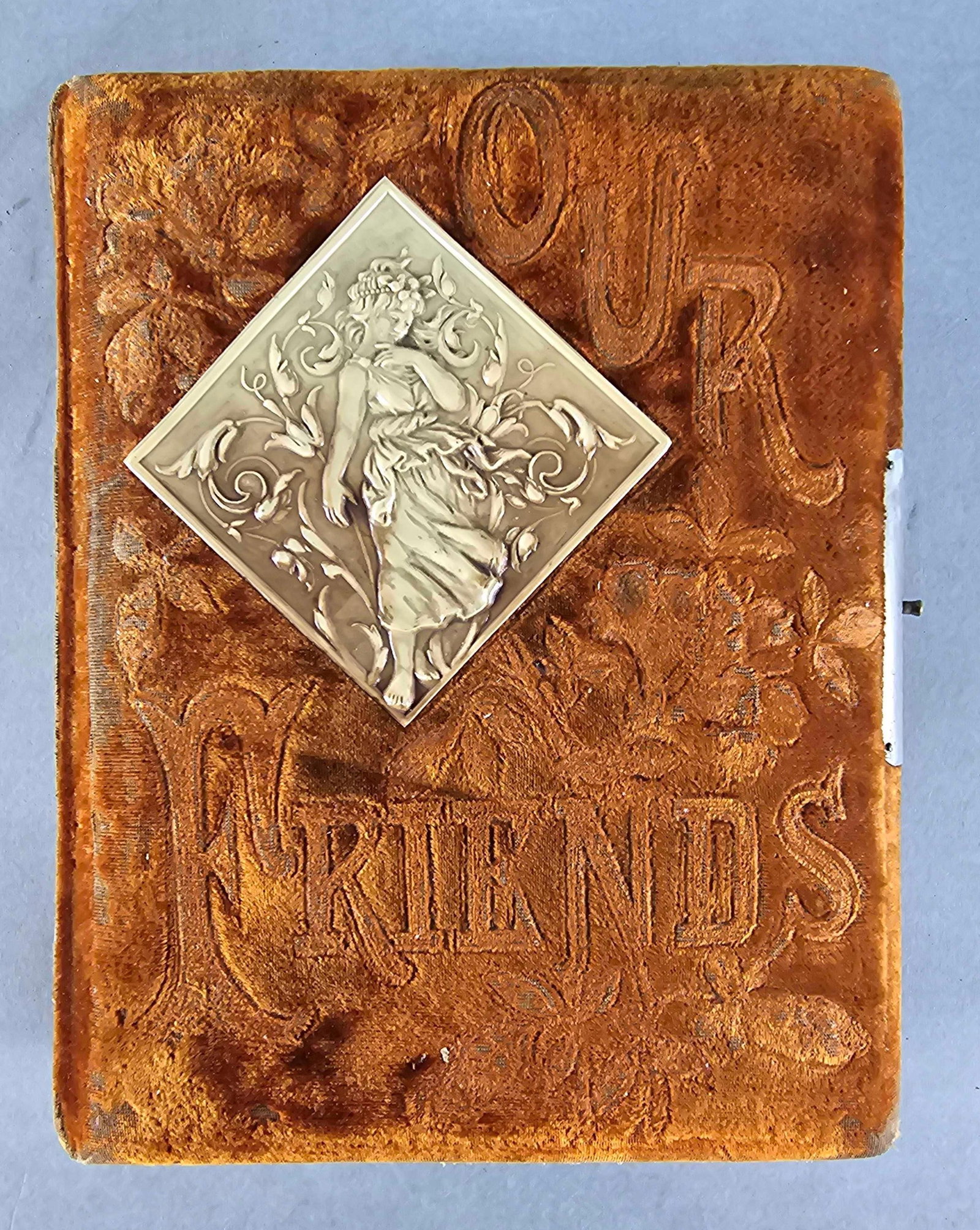 Vintage Decorative Cover Photo Album: Includrs formally dressed group photos, babies, furniture and more, measures 11 x 8 1/2 x 2 1/2 inches