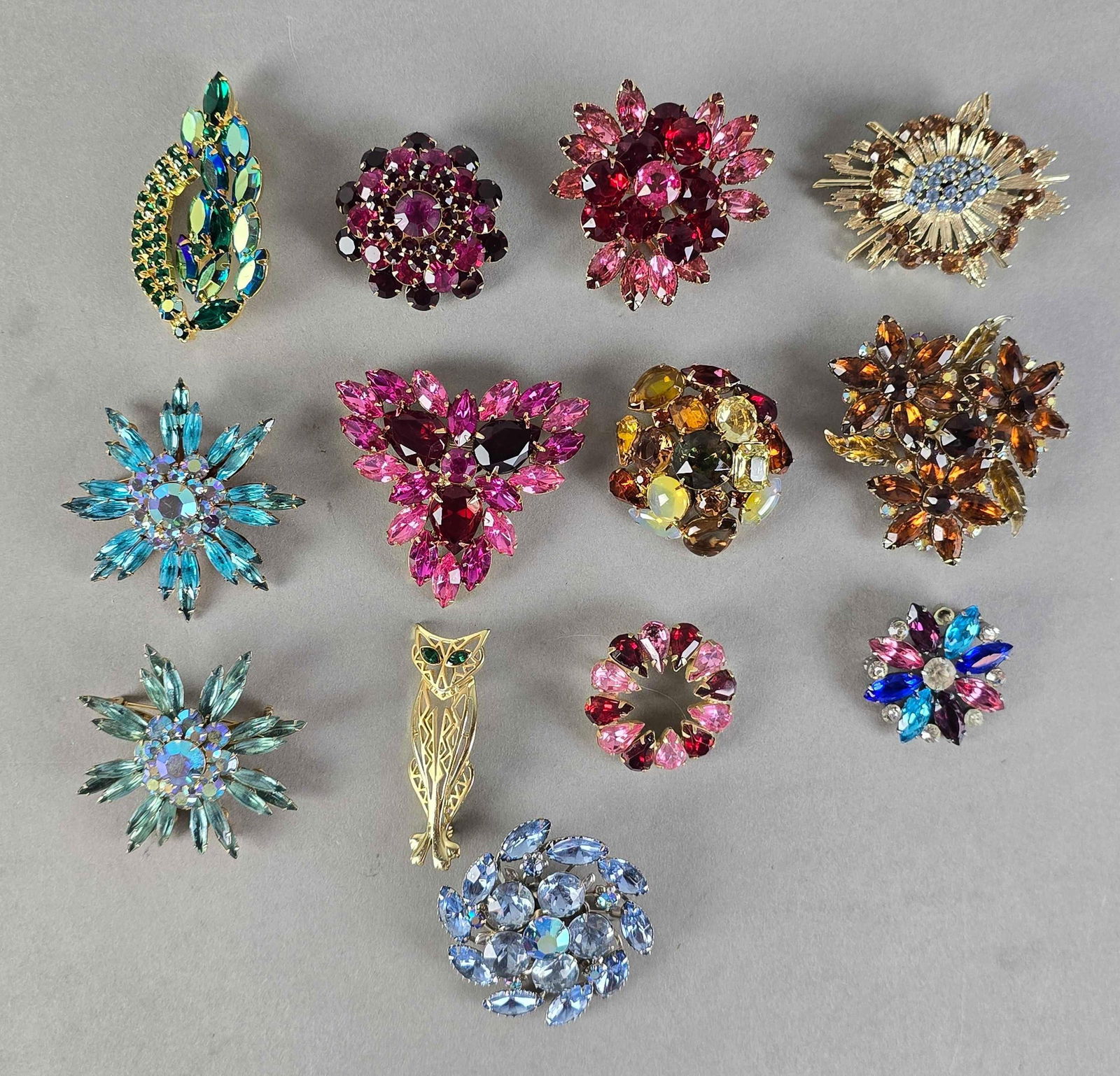 Group of 13 Costume Brooches (1 of 3)