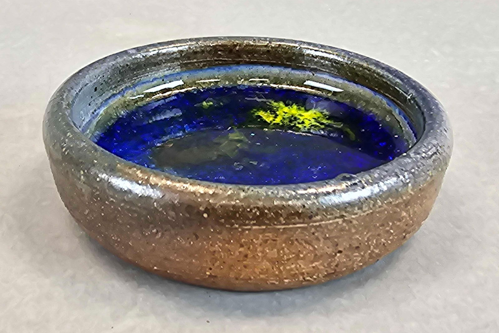 Redware Glazed Art Bowl: Small crack in center of base, measures 1 1/2 x 4 1/2 x 4 1/2 inches