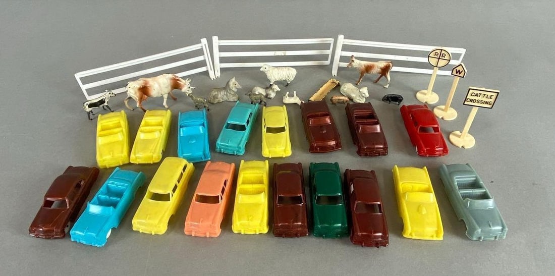 Group of Plastic Cars and More (1 of 3)