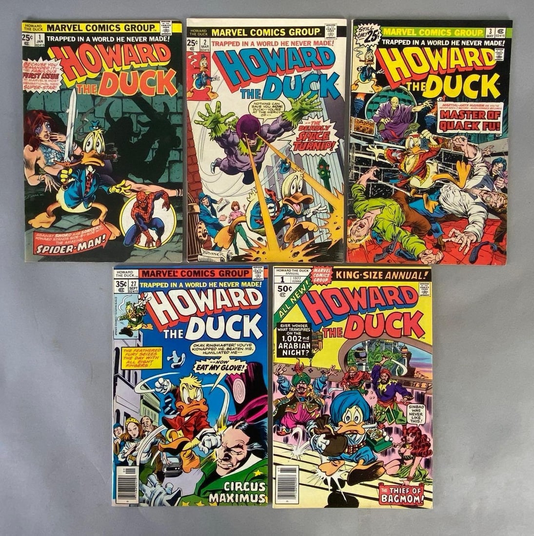 Group of 5 Marvel Howard the Duck Comic Books (1 of 4)