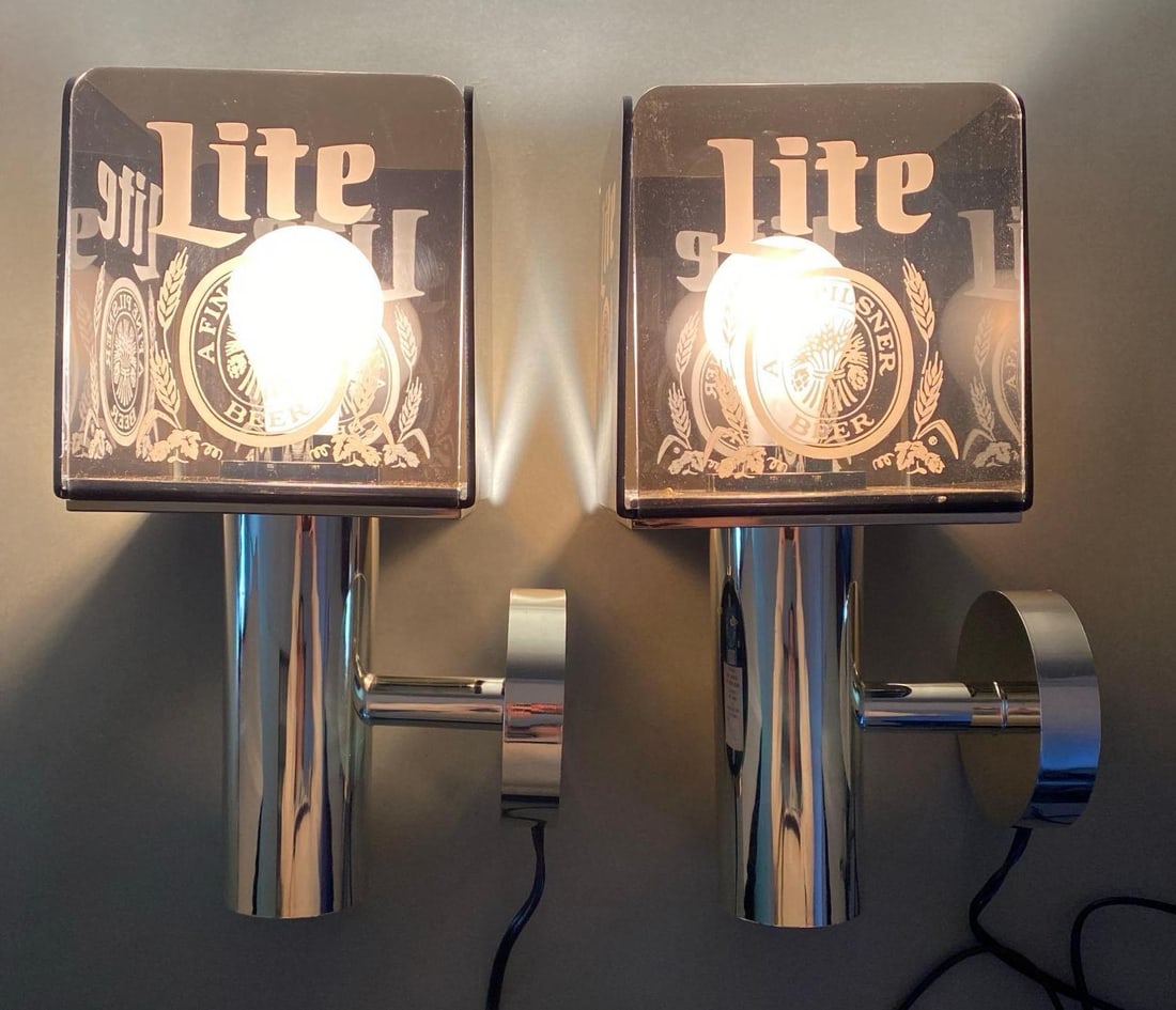 NOS Pair of Miller Lite Advertising Coach Lamp Sconces with Original Box (1 of 5)