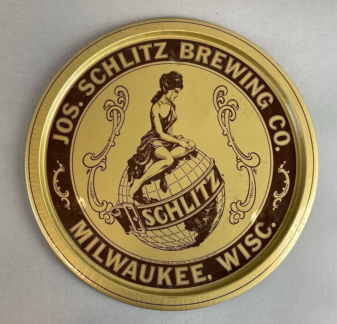 Schlitz Metal Advertising Beer Tray (1 of 2)