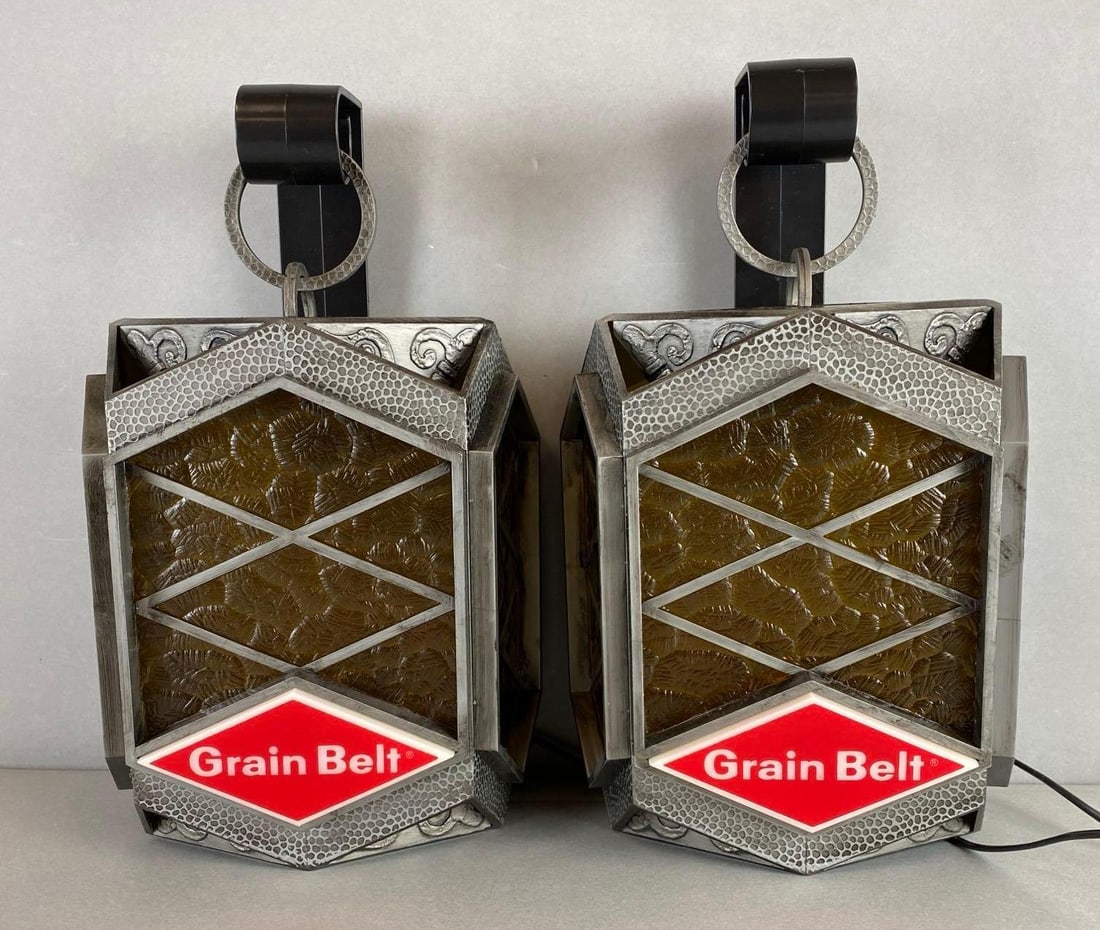 NOS Group of Grain Belt Light Up Advertising Beer Lamps (1 of 3)