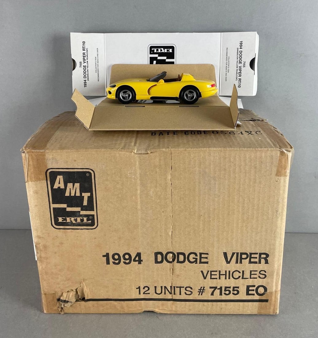Shipping Box of 12 AMT Ertl 1994 Dodge Viper RT/10 Promo Cars: Dandelion yellow, 1/25 scale, new in original packaging