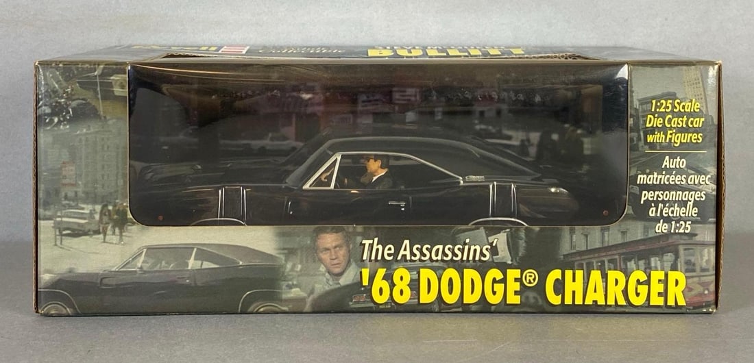 Revell The Assassins 1968 Dodge Charger Die-Cast Car: 1 / 25 scale, Steve McQueen as bullitt, like new in box