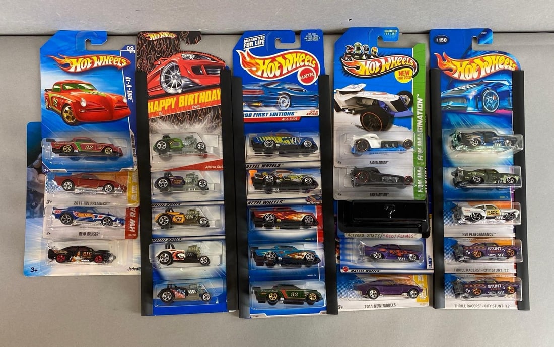 Group of 20+ Mattel Hot Wheels Die-Cast Cars (1 of 4)