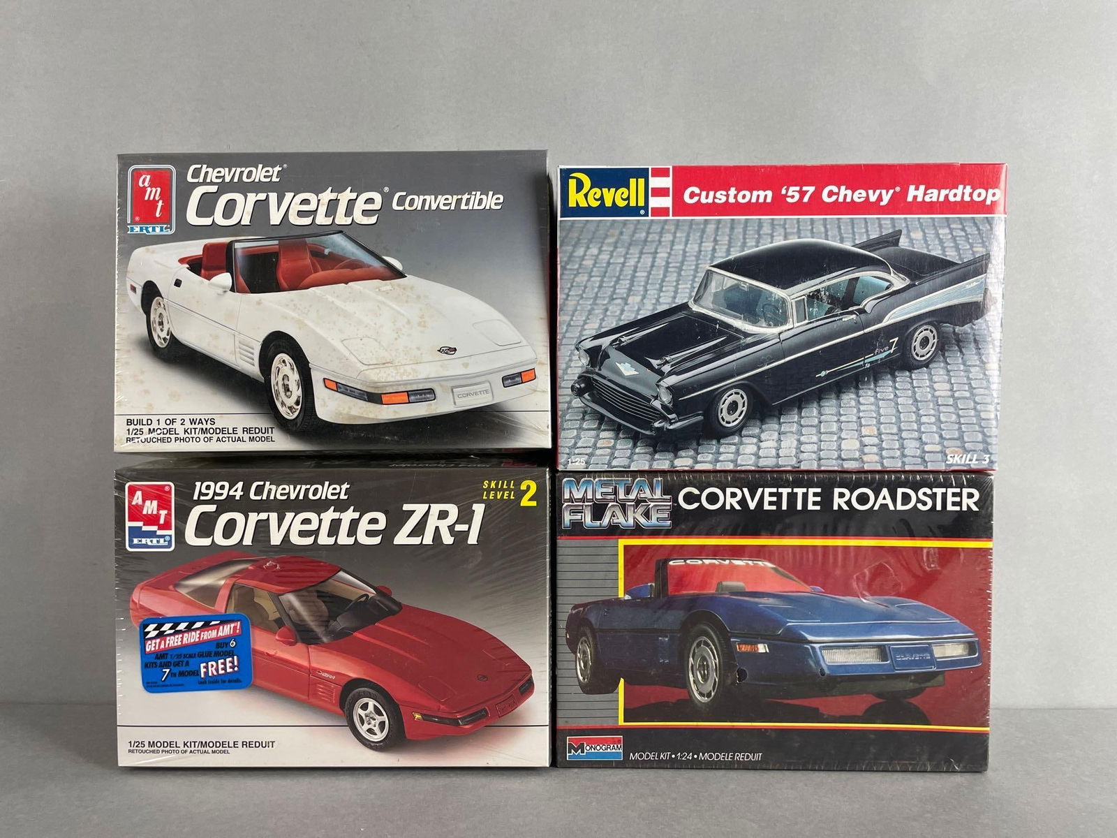 Group of AMT Ertl Chevy Corvette Model Kits and More (1 of 3)