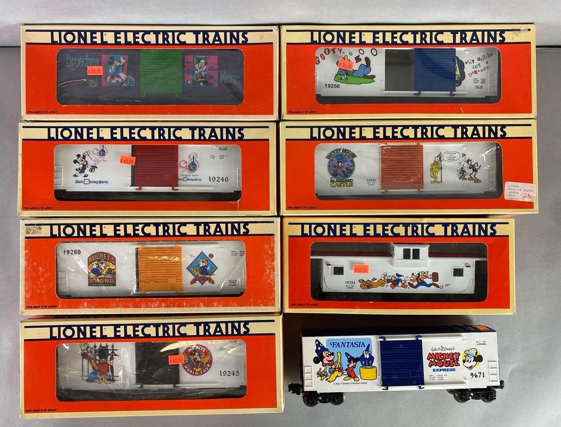 Group of 8 Lionel O Scale Disney Model Trains (1 of 5)